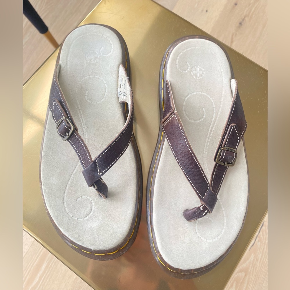 Dr. Martens Vintage Brown Leather Thong Sandals With Cream Footbed